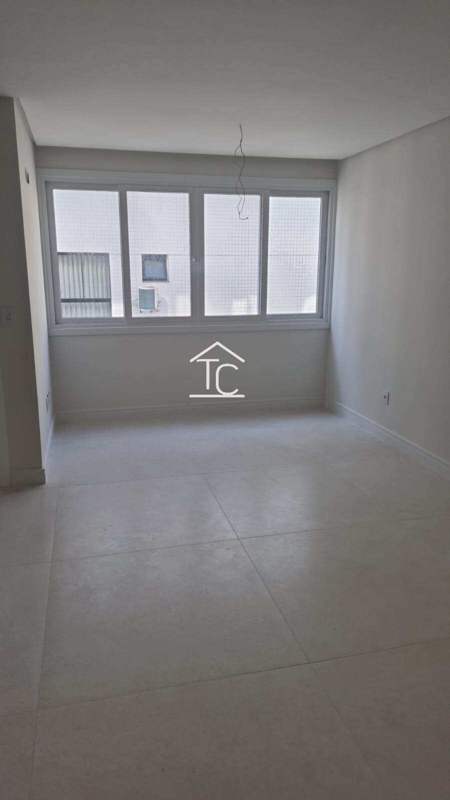Apartamento à venda em Capão da Canoa, Navegantes, com 2 quartos, 75,32m²