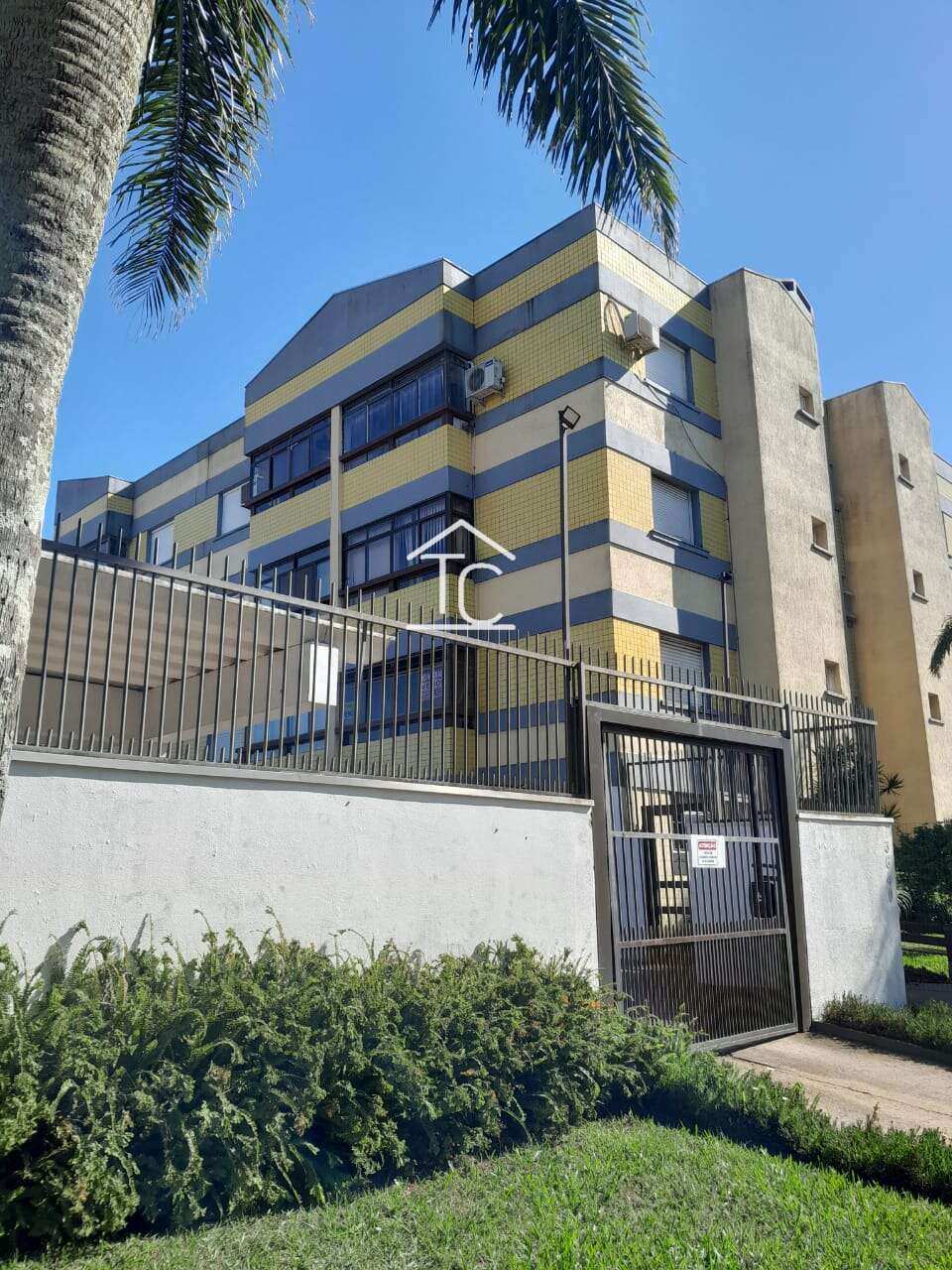 Apartamento à venda em Capão da Canoa, Capão Novo posto 4, com 2 quartos, 48,85m² - Terezinha Capra - Corretora de Imóveis