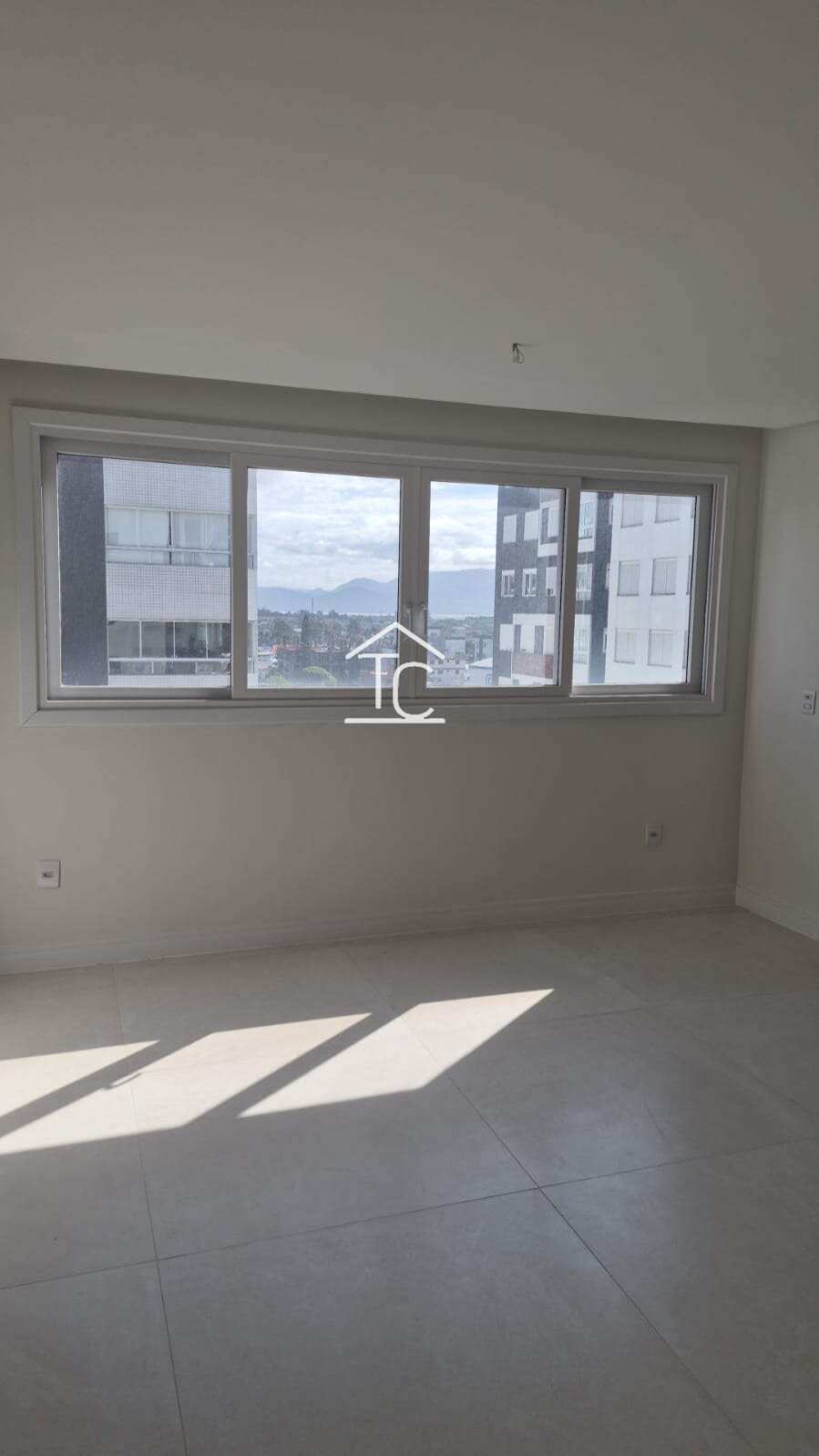Apartamento à venda em Capão da Canoa, Navegantes, com 2 quartos, 67,08m²