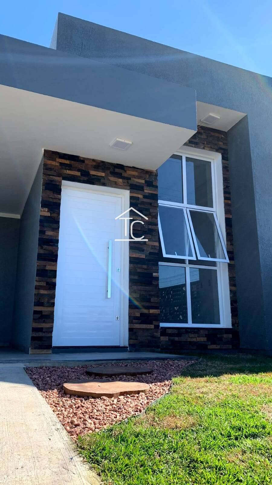 Casa à venda, com 2 quartos, 82m² - Terezinha Capra - Corretora de Imóveis