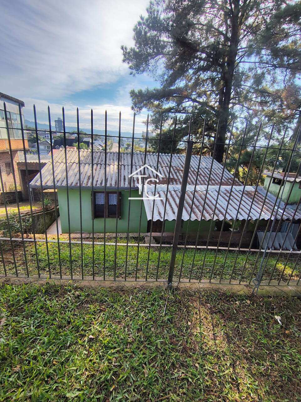 Casa à venda em Campo Bom, Centro, com 2 quartos, 415,78m² - Terezinha Capra - Corretora de Imóveis