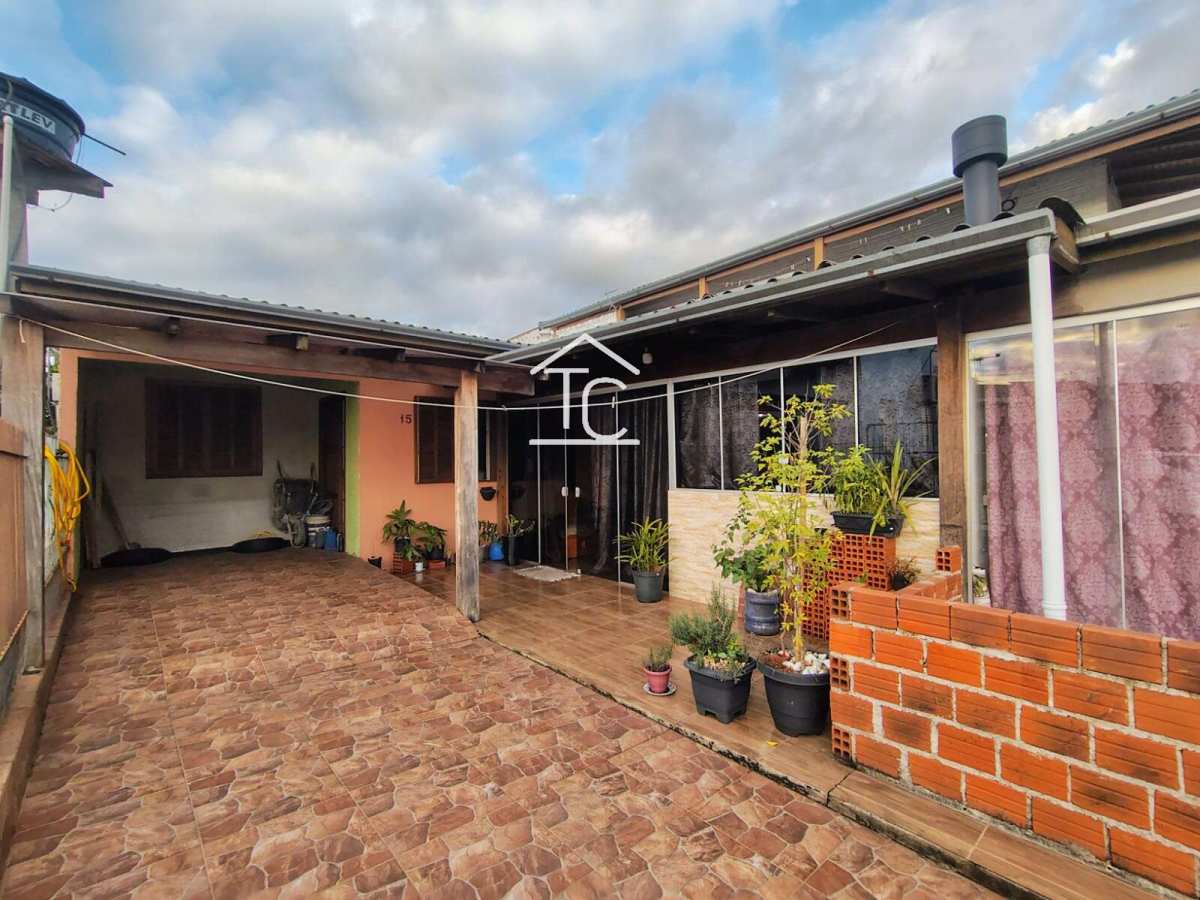 Casa à venda em Novo Hamburgo, canudos, com 2 quartos, 117,00m² - Terezinha Capra - Corretora de Imóveis