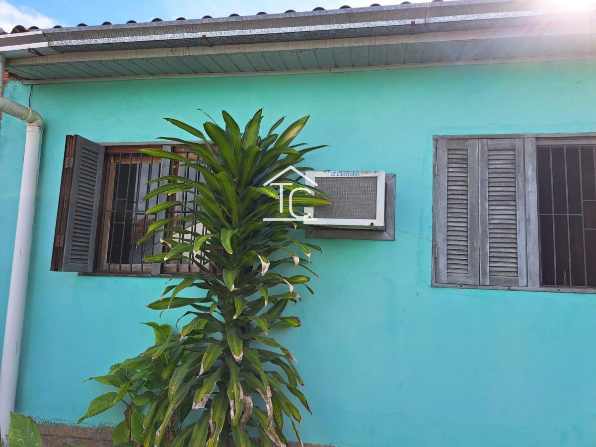 Casa à venda em Novo Hamburgo, Jardim Maua, com 2 quartos, 140m² - Terezinha Capra - Corretora de Imóveis