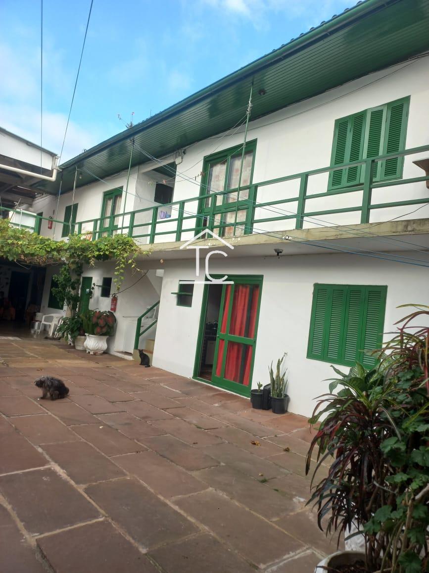 Pousada com 11 quartos, 410m², à venda em Torres