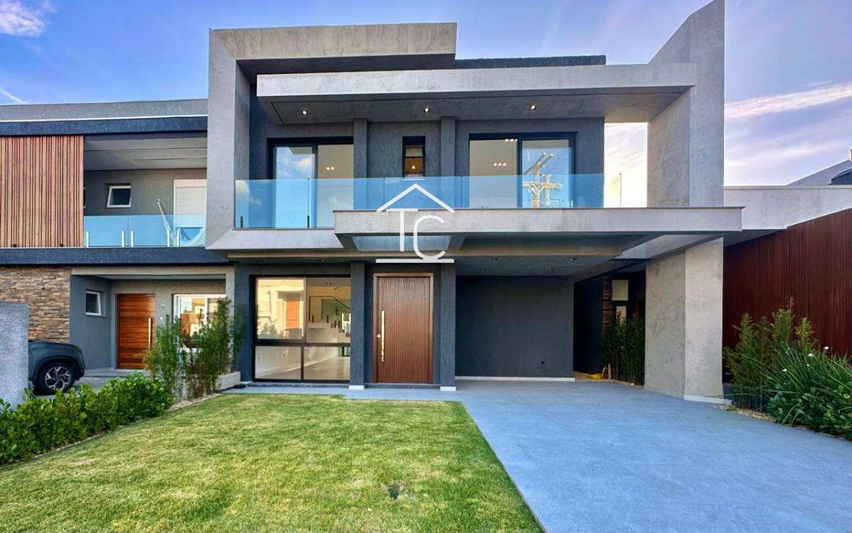 Sobrado à venda, no Condominio Blue em Xangri-Lá, com 5 quartos, 240m² - Terezinha Capra - Corretora de Imóveis