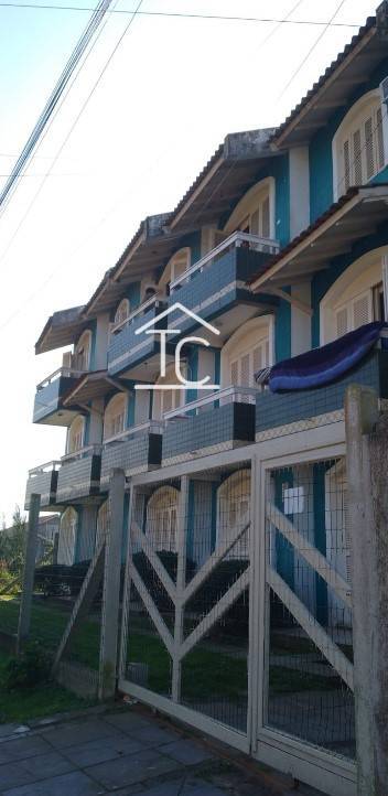 Sobrado à venda em Capão da Canoa, Arco Iris, com 2 quartos, 66,90m²